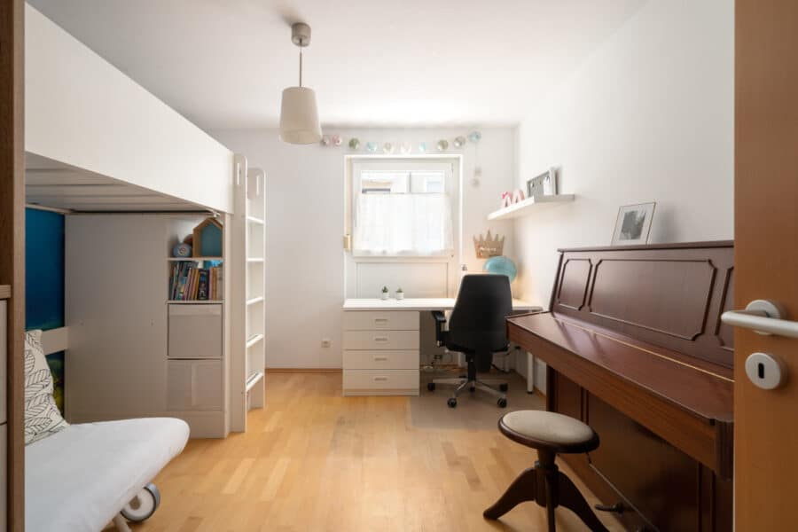 Familienwohntraum in grüner und zentraler Lage in Neuhausen - Kinderzimmer 2
