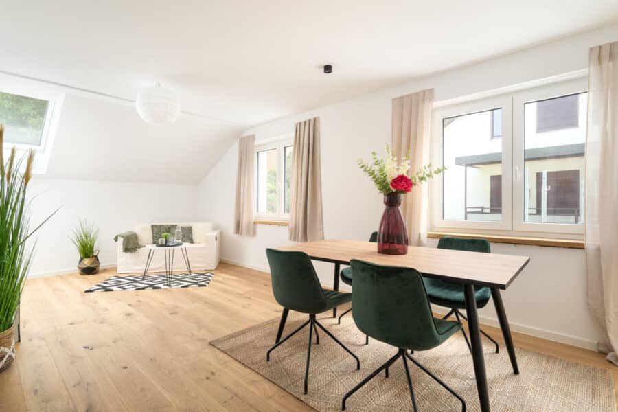 Traumhafte Dachterrassen-Wohnung in Bestlage-Energetisch saniertes Traumhaus - Finestep Wohntraum in bester Lage Oberhachings