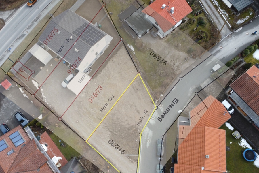 Baugrundstück mit bereits erbrachten Bauleistungen für den Bau einer Doppelhaushälfte, 83098 Brannenburg / Degerndorf am Inn, Wohngrundstück