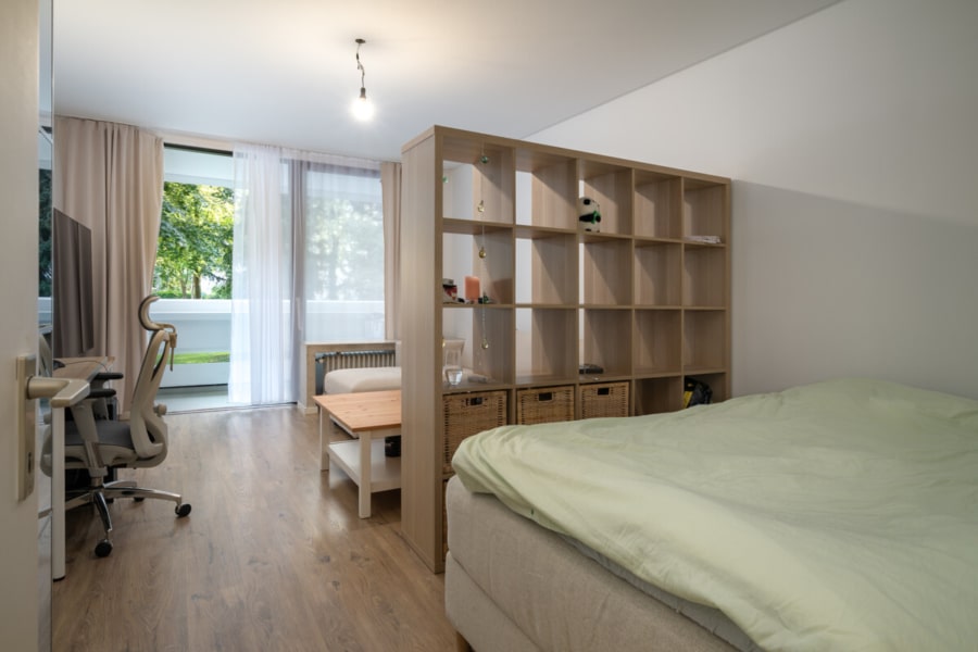 Helles 1-Zimmer-Appartement mit Süd-Balkon in Toplage von Bogenhausen – Arabellapark, 81925 München / Arabellapark, Etagenwohnung