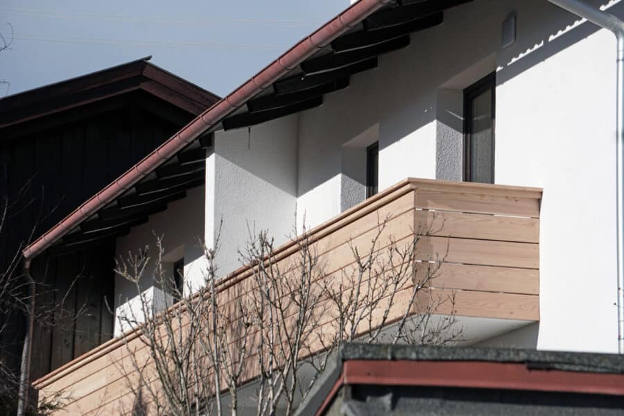 Energetisch renovierte 3-Zimmer Wohnung mit Süd-Balkon in Murnau am Staffelsee - Balkon