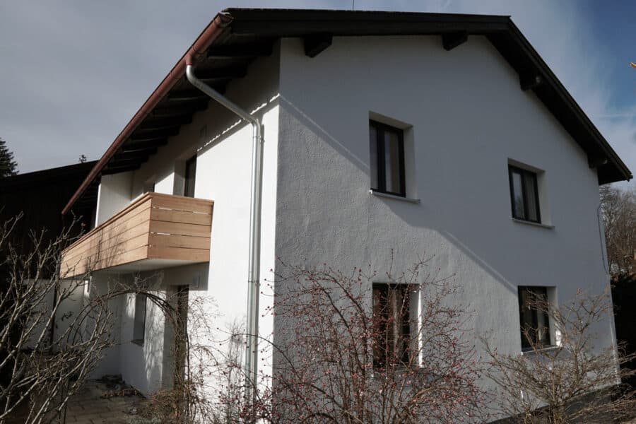 Energetisch renovierte 3-Zimmer Wohnung mit Süd-Balkon in Murnau am Staffelsee - Außenansicht